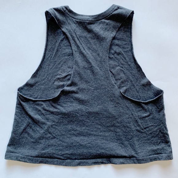 Inferno Hot Pilates Gray / Grey and White Sleeveless Crop Top Women’s SZ M - Picture 3 of 3